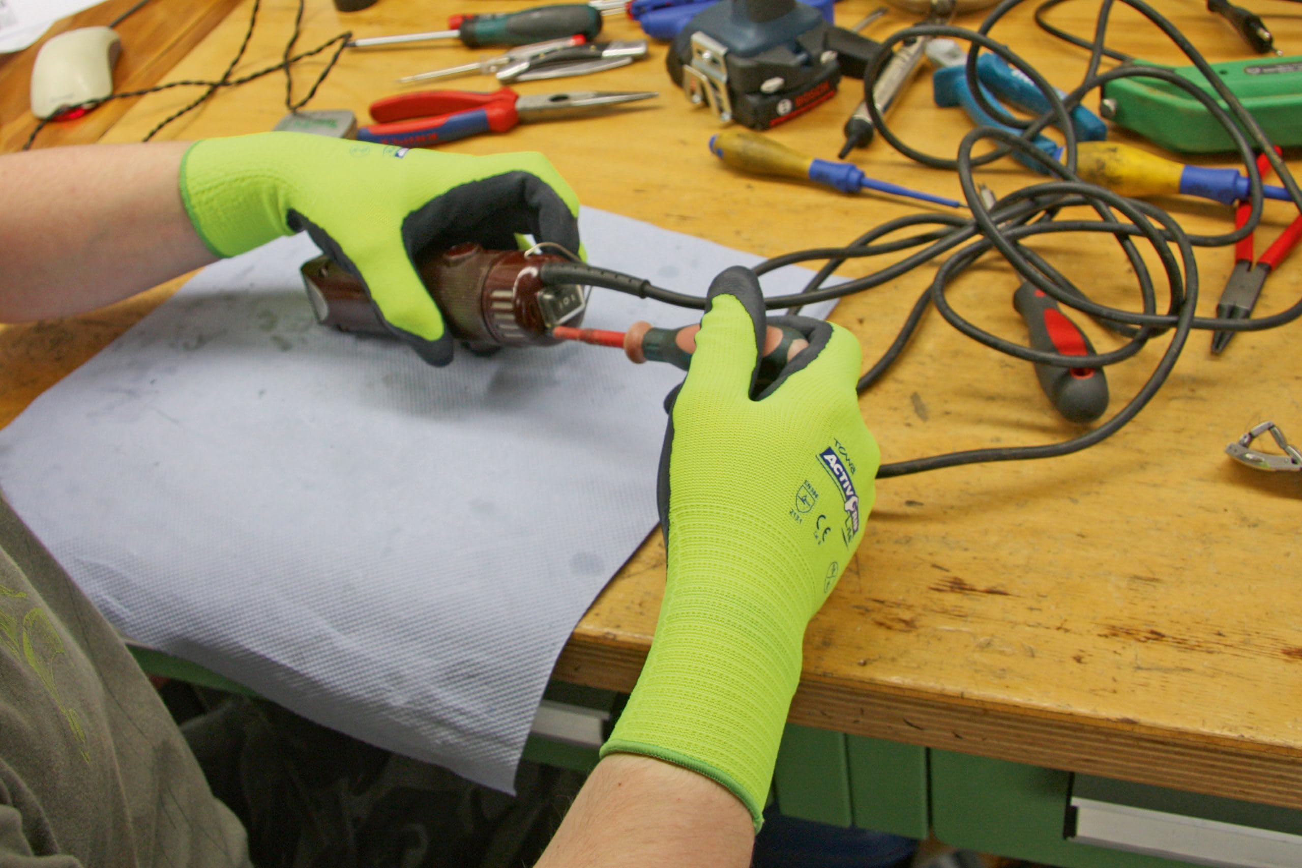 KERBL works Activ Grip Lite Feinstrickhandschuh 8 Latex-Grip