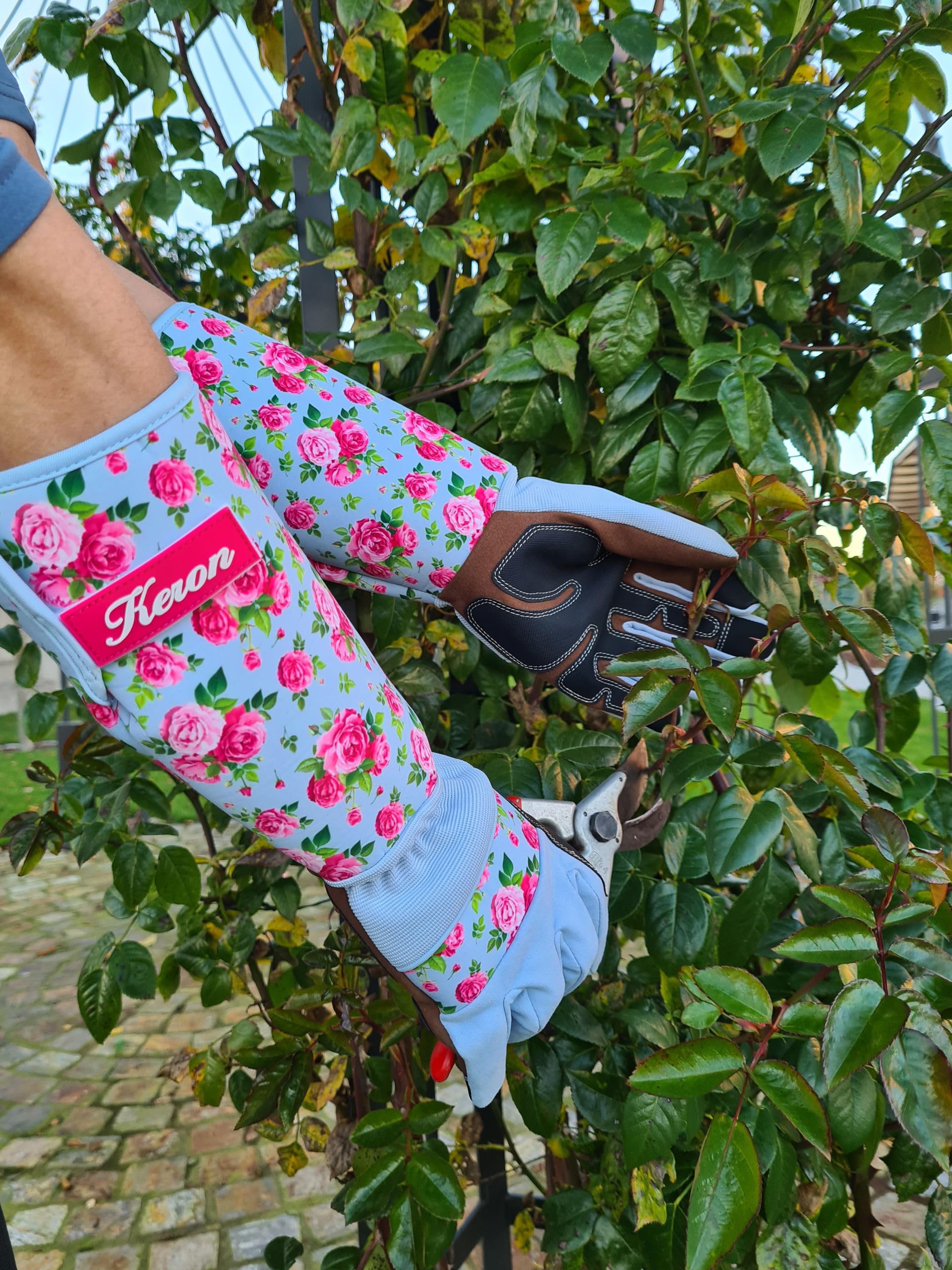 Kerbl Rose Garden Rosenhandschuh Gr. 8/M hellblau